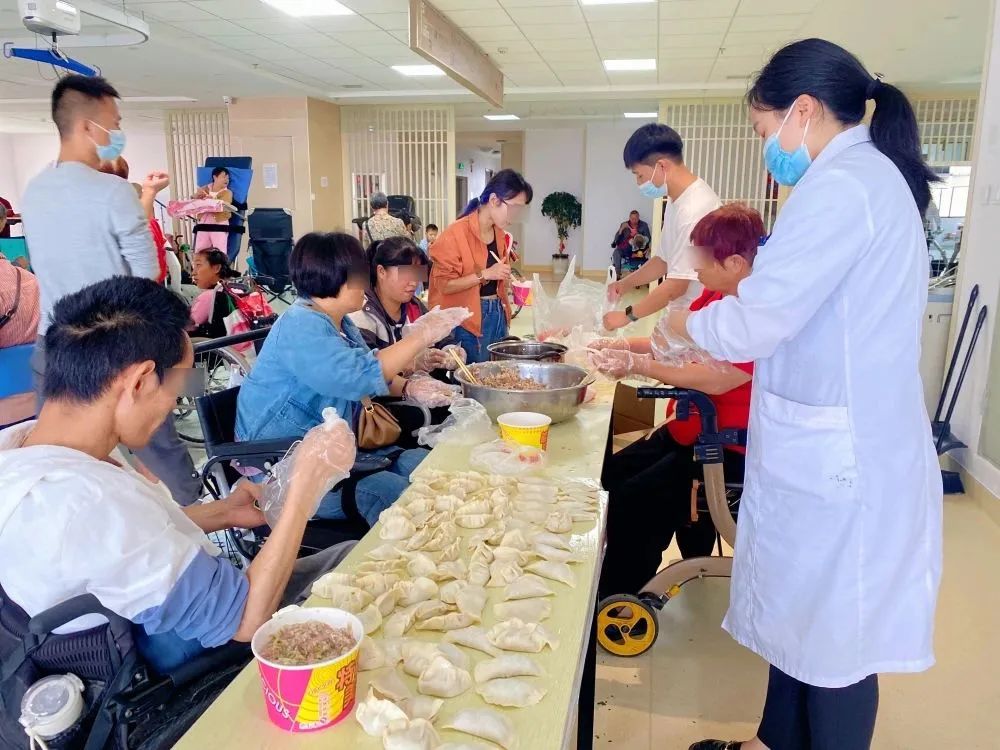 【保山安利醫(yī)院】“濃濃餃子香，深深關(guān)愛情”保山市殘聯(lián)肢體殘疾患者社會融入活動